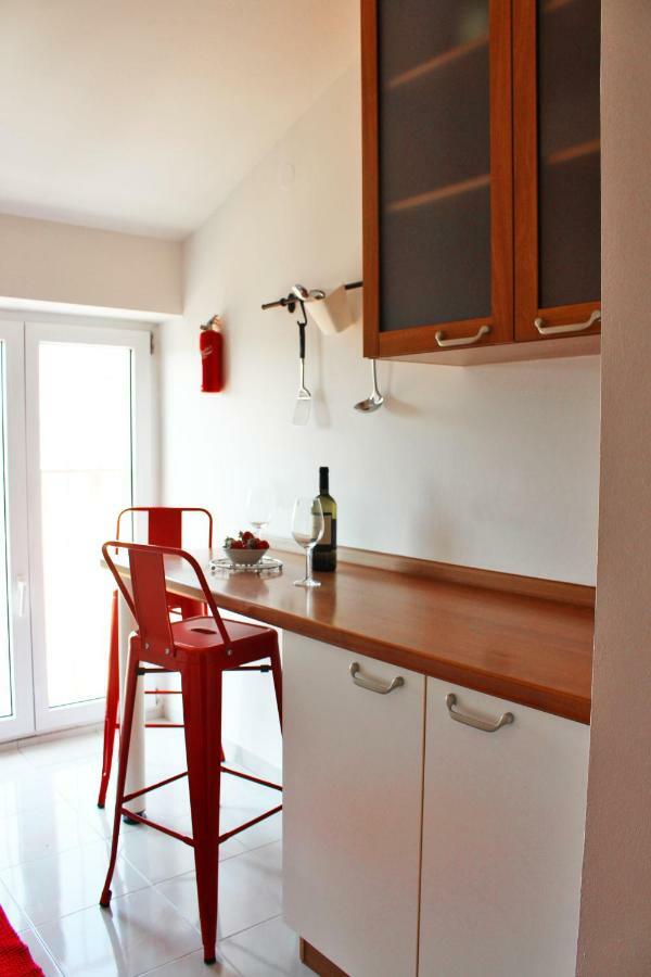 Sunny Corner In City Center With Free Parking Apartamento PUY Exterior foto