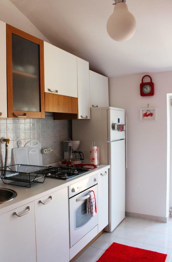 Sunny Corner In City Center With Free Parking Apartamento PUY Exterior foto
